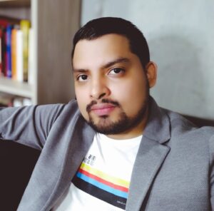 Lo que sobrevivió al naufragio- reseña y poemas.